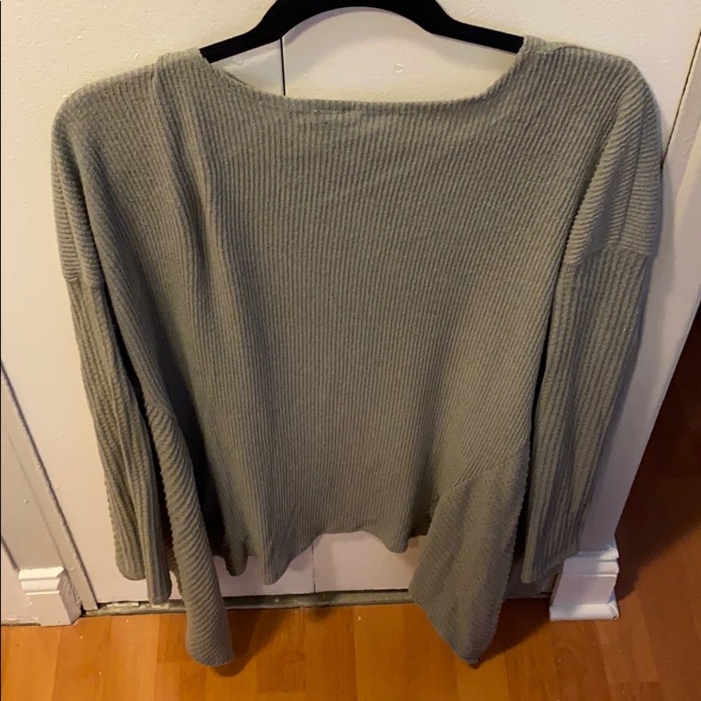 Cardigan - Picture 2 of 4